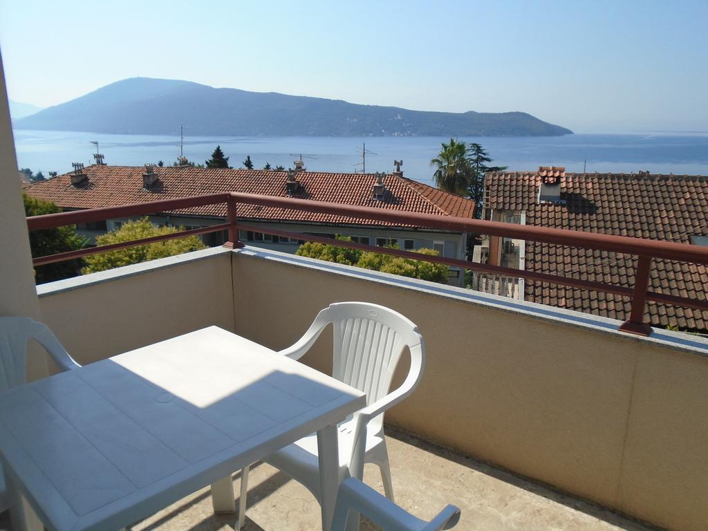 Apartments Kanli Kula Herceg Novi Bagian luar foto